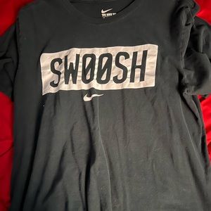 nike t-shirt
